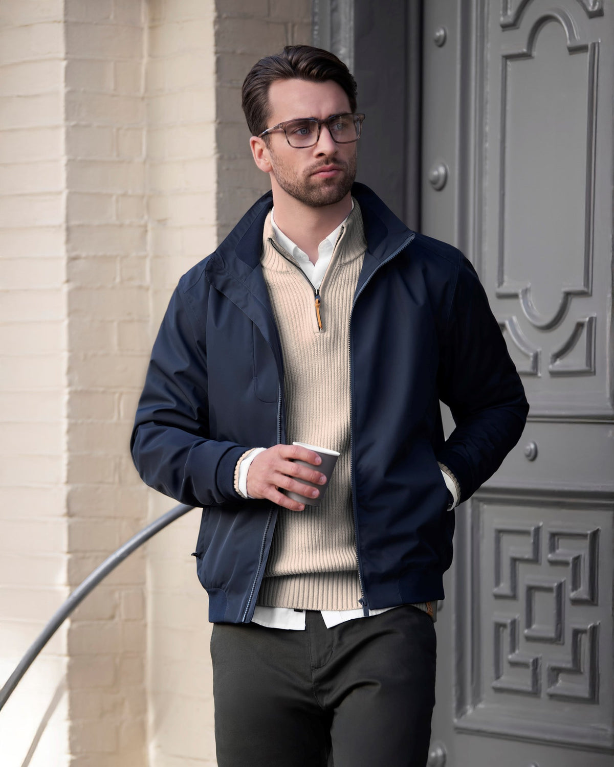 Davenport Men Navy SS26 Modelimage