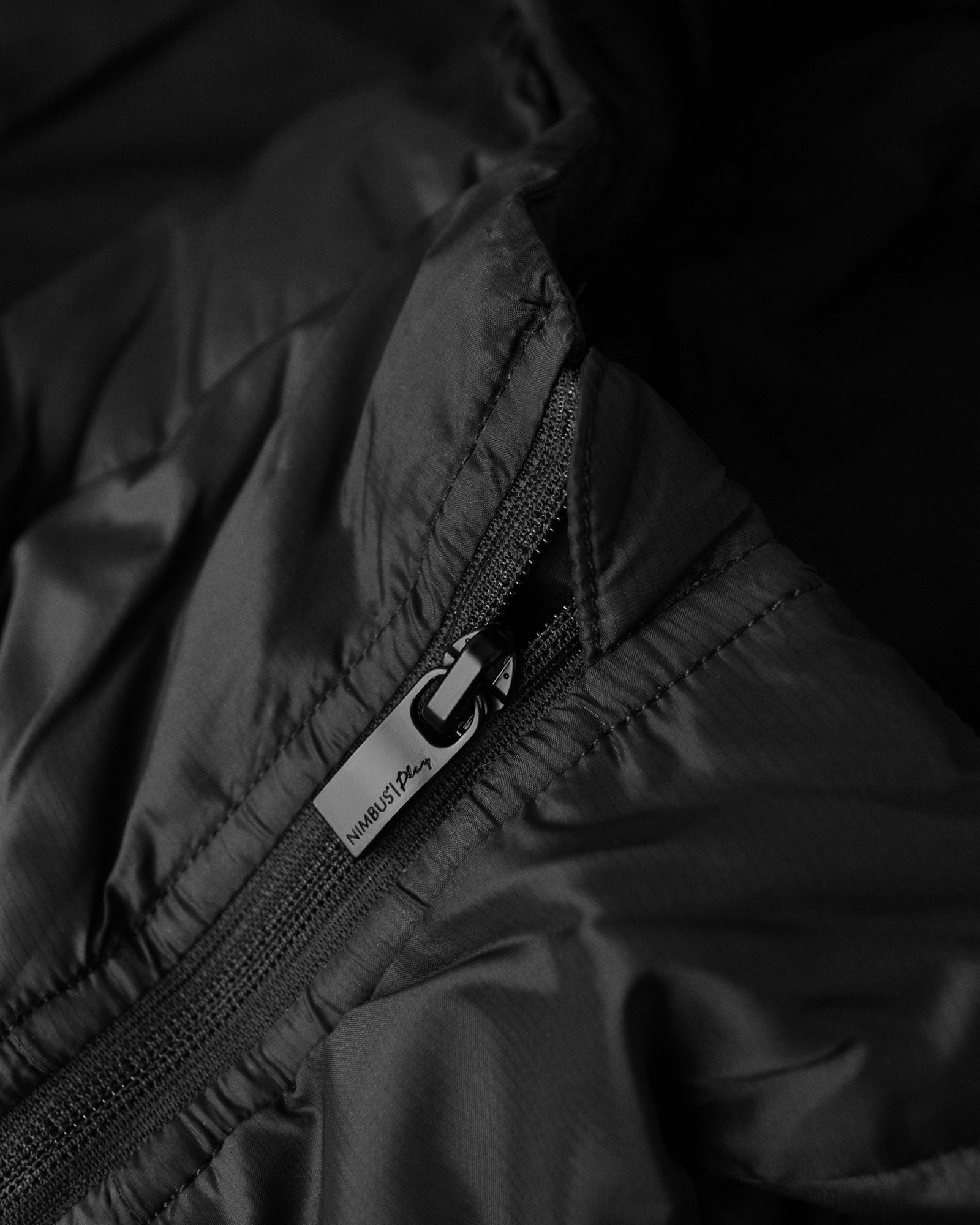 Aspen Women Black Back