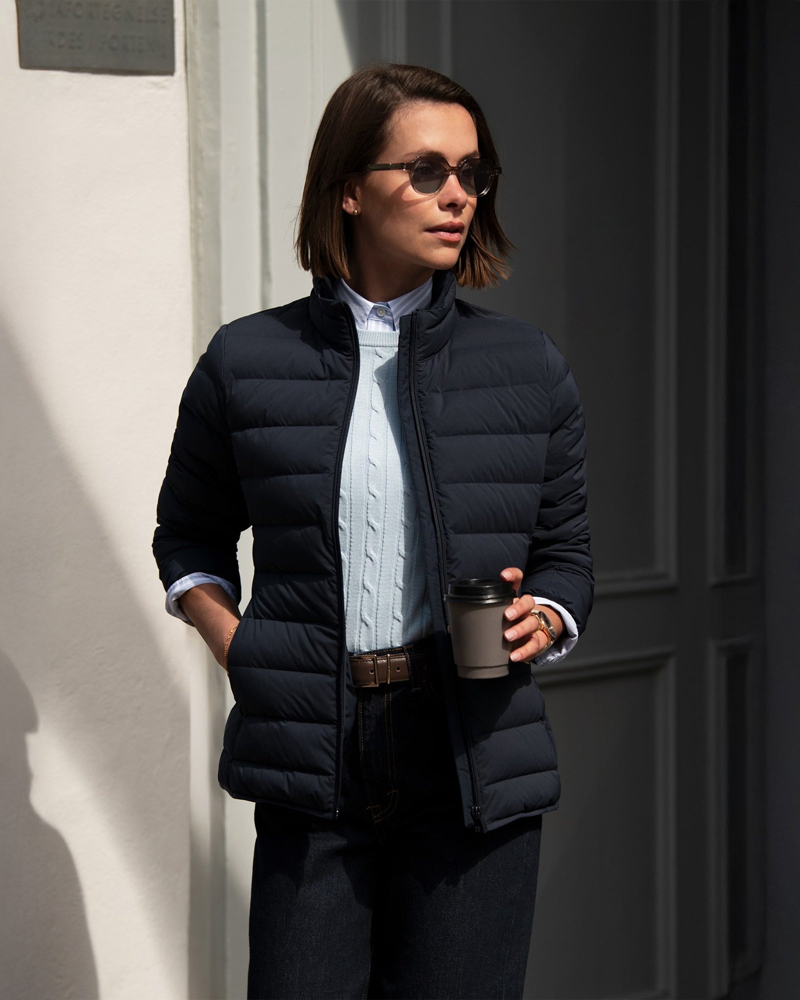 Avalon Women Navy Back