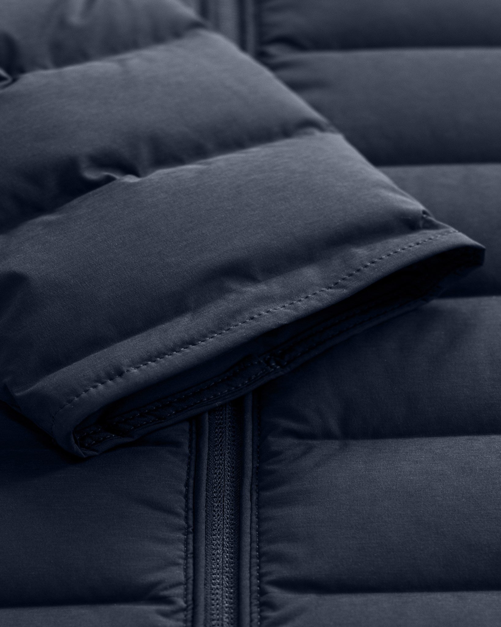 Avalon Women Navy Closeup 3