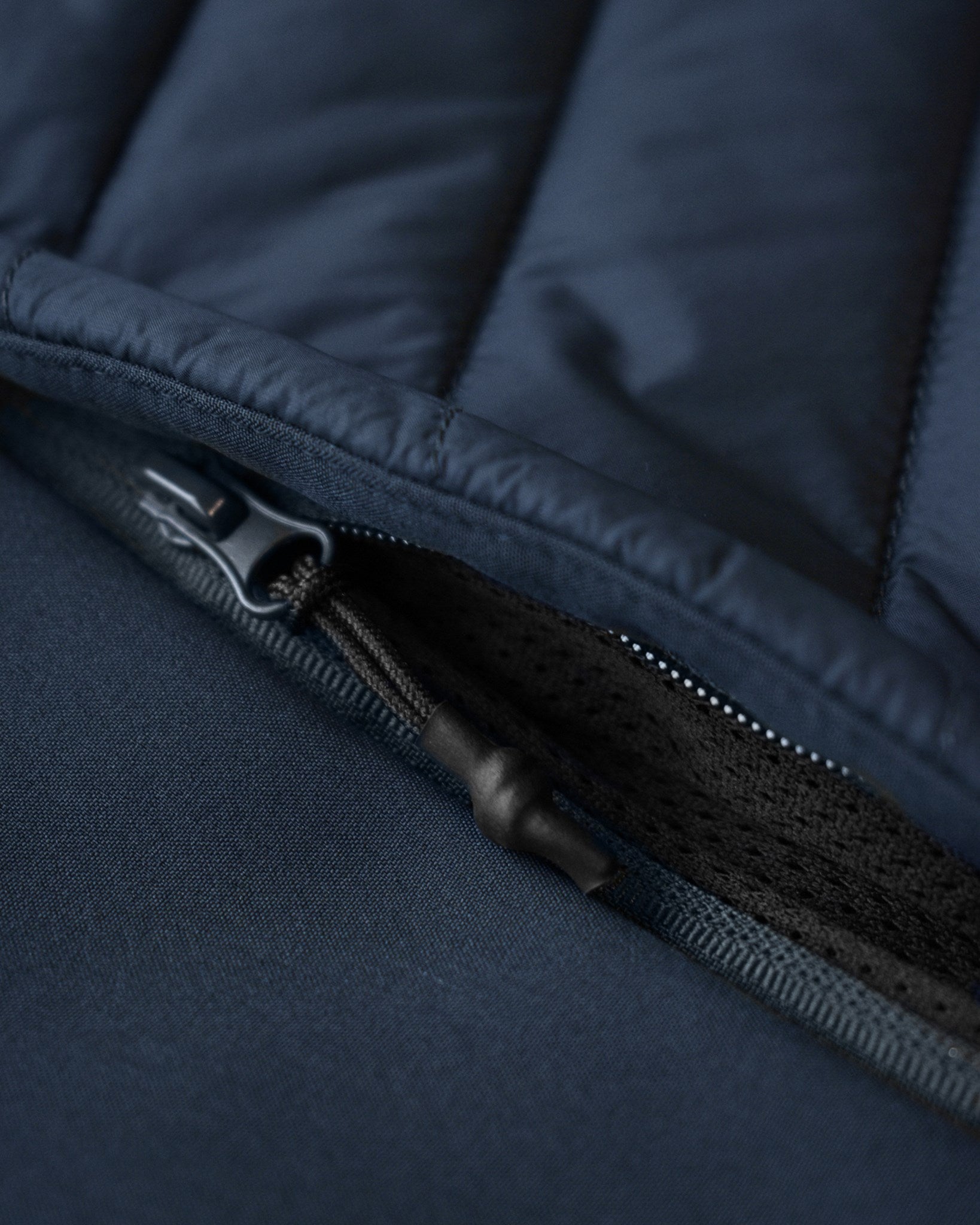 Benton Women Navy Closeup 3