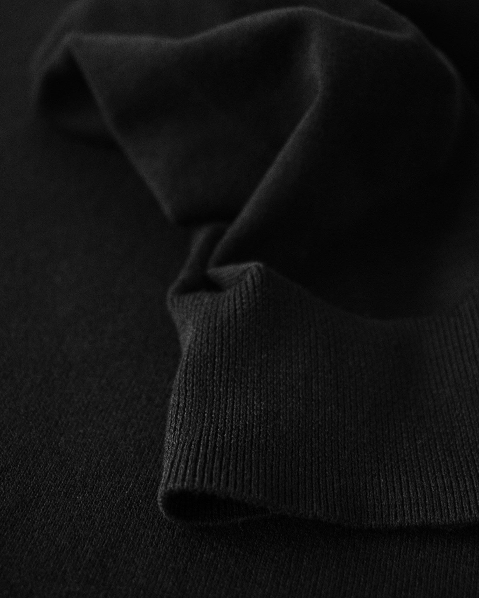 Brighton 1 4 Zip Men Black Closeup 3