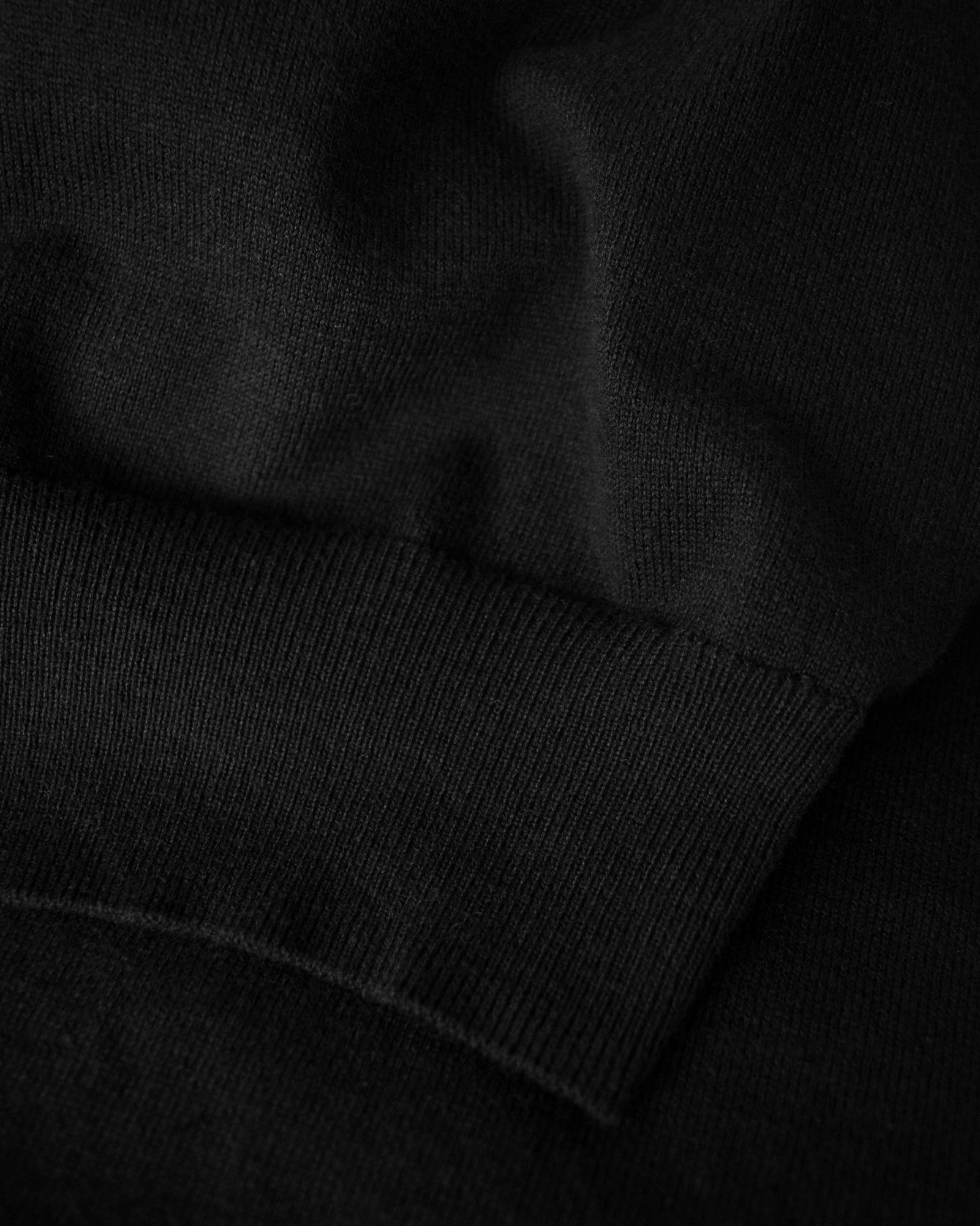 Brighton V Neck Men Black Back