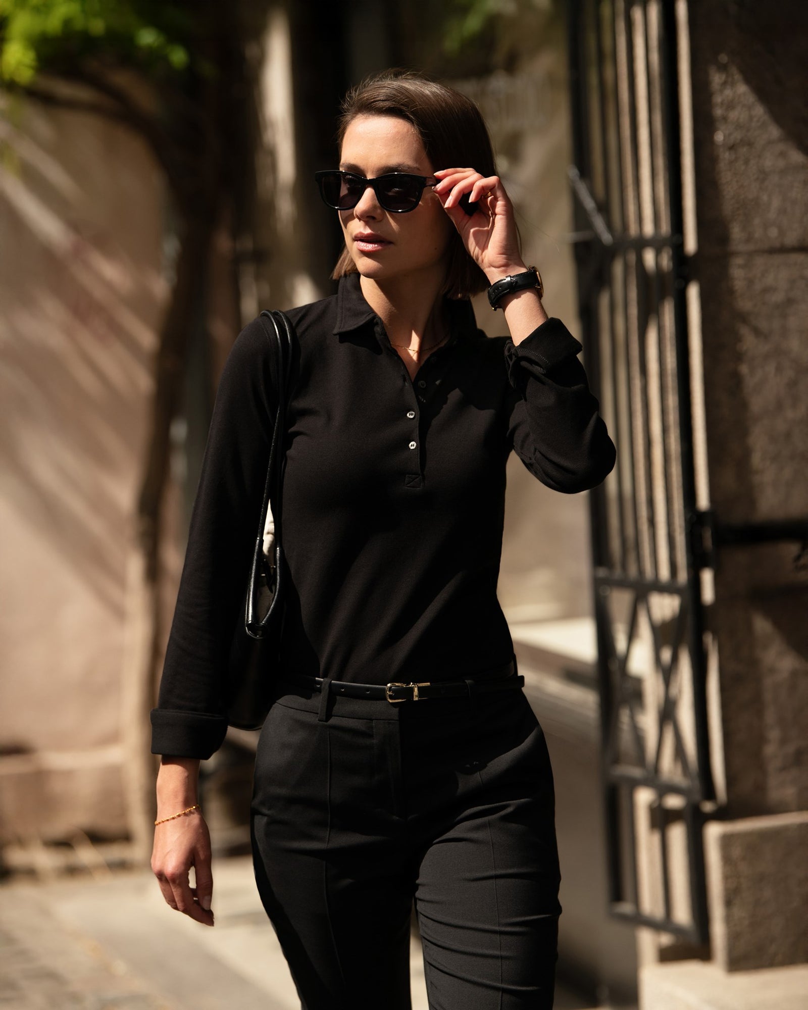 Carlington Women Navy Back