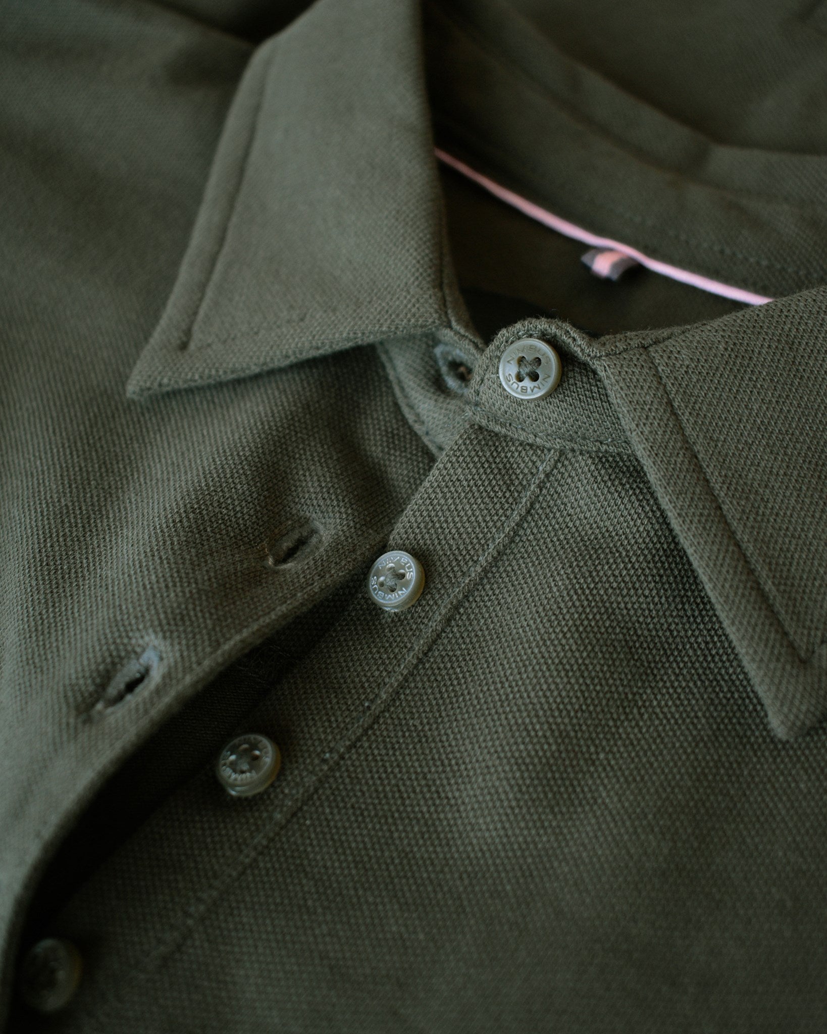 Carlington Women Olive Closeup 1