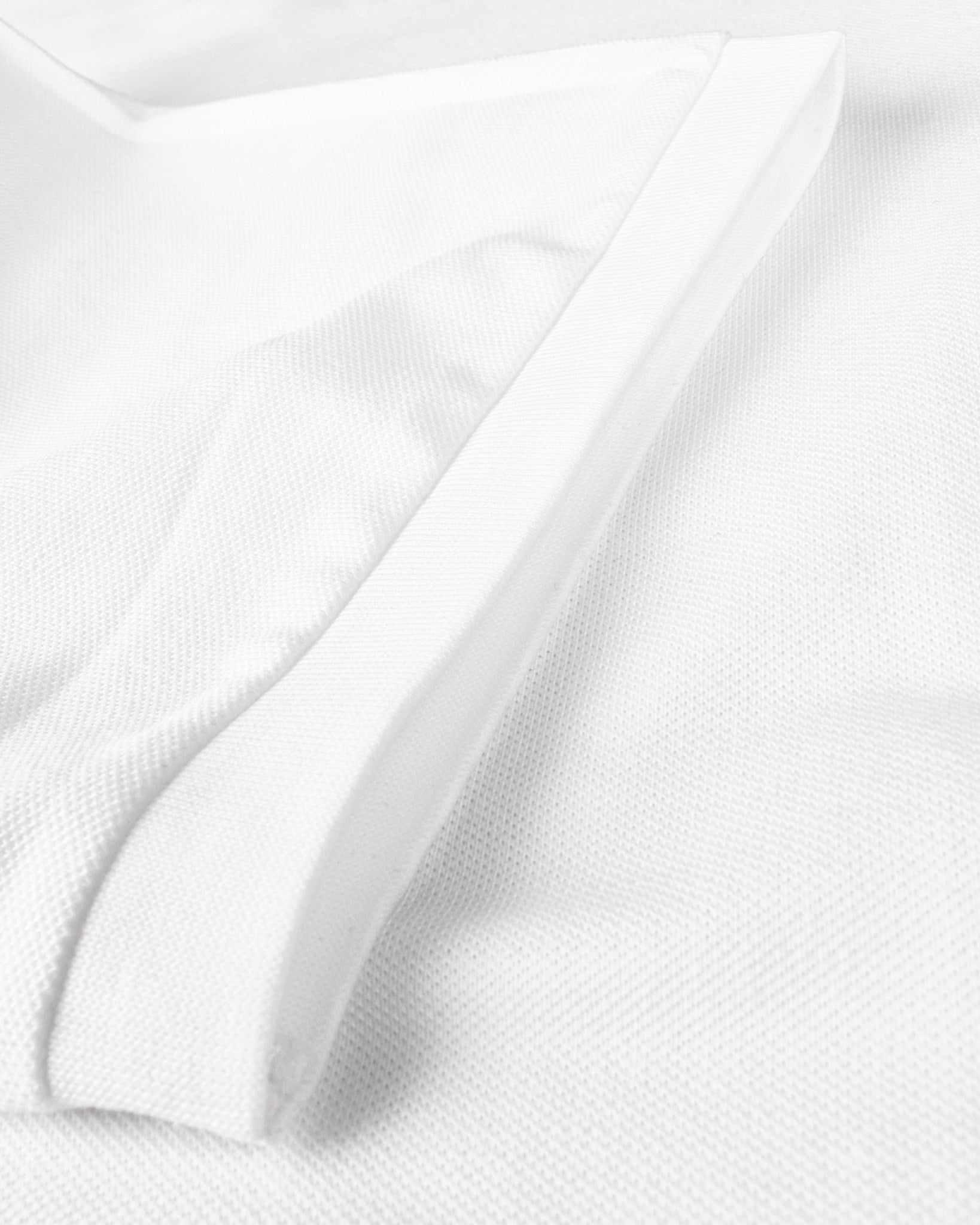 Danbury Men White Closeup 2