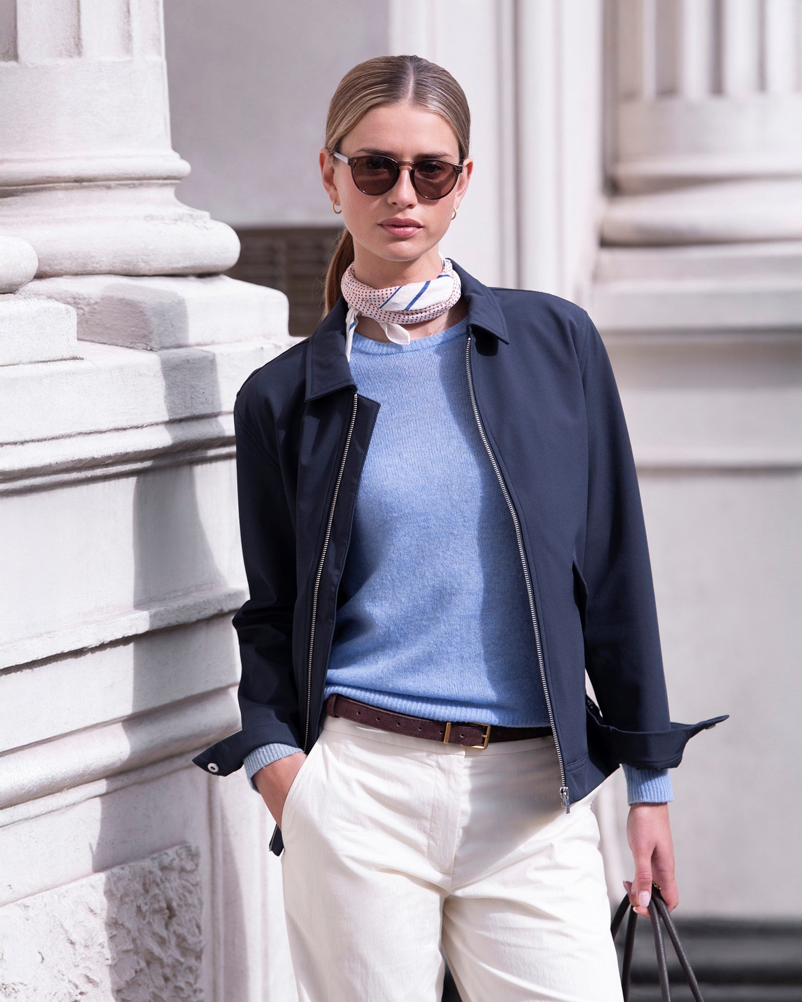 Detroit Women Dark Navy SS26 Modelimage