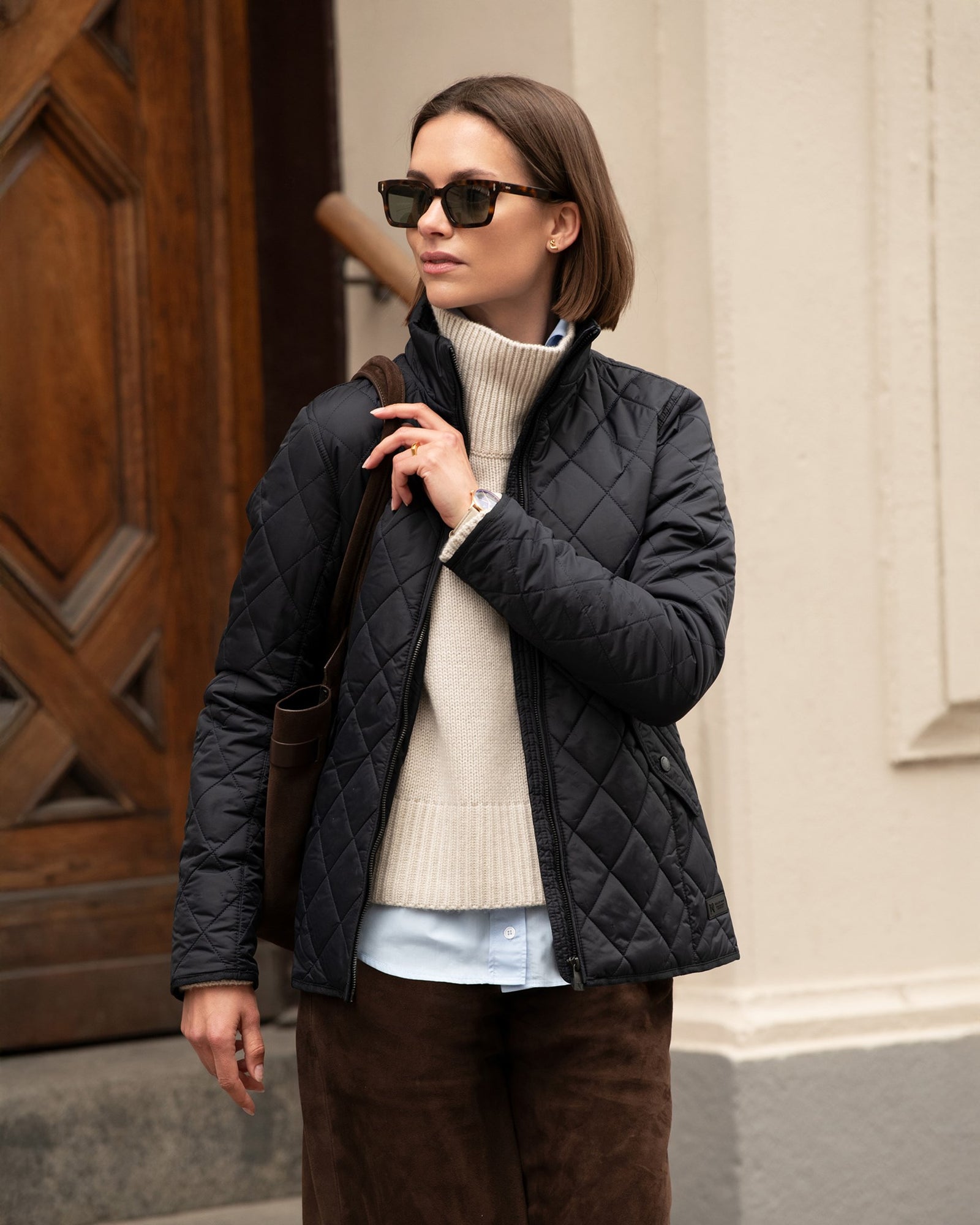 Henderson Women Midnight Blue Back