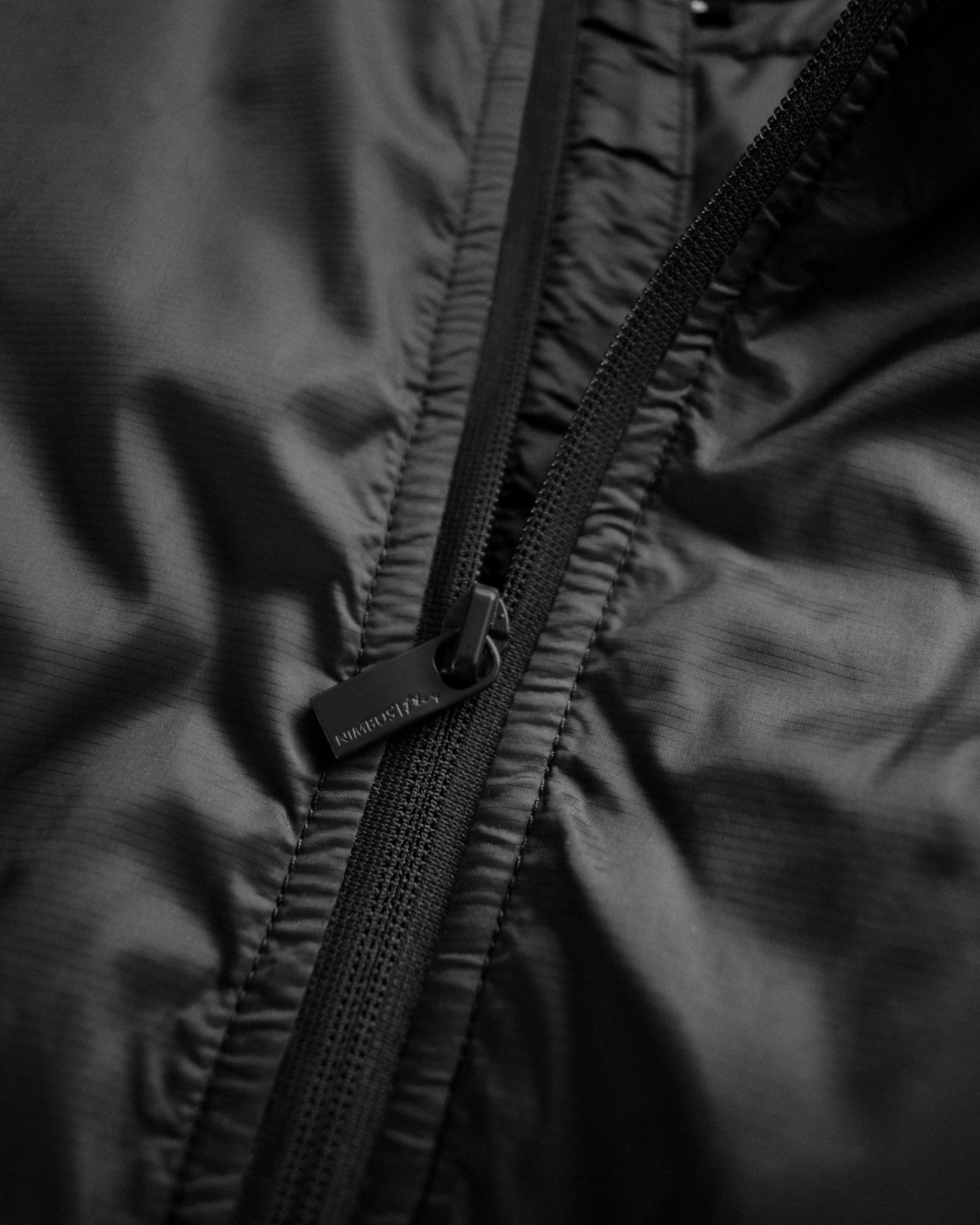 Jasper Unisex Black Closeup 2