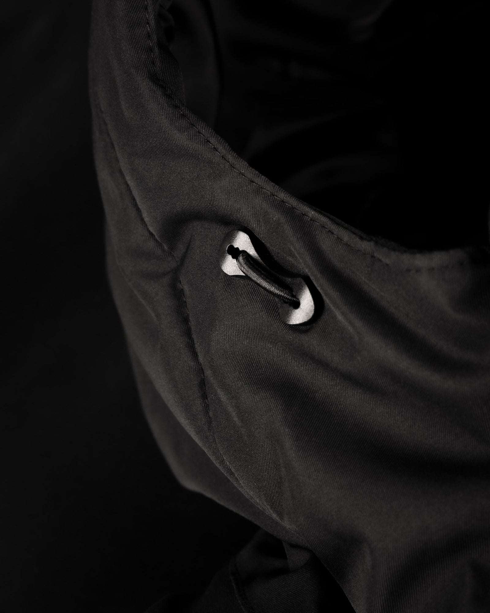 Mapleton Men Black Back