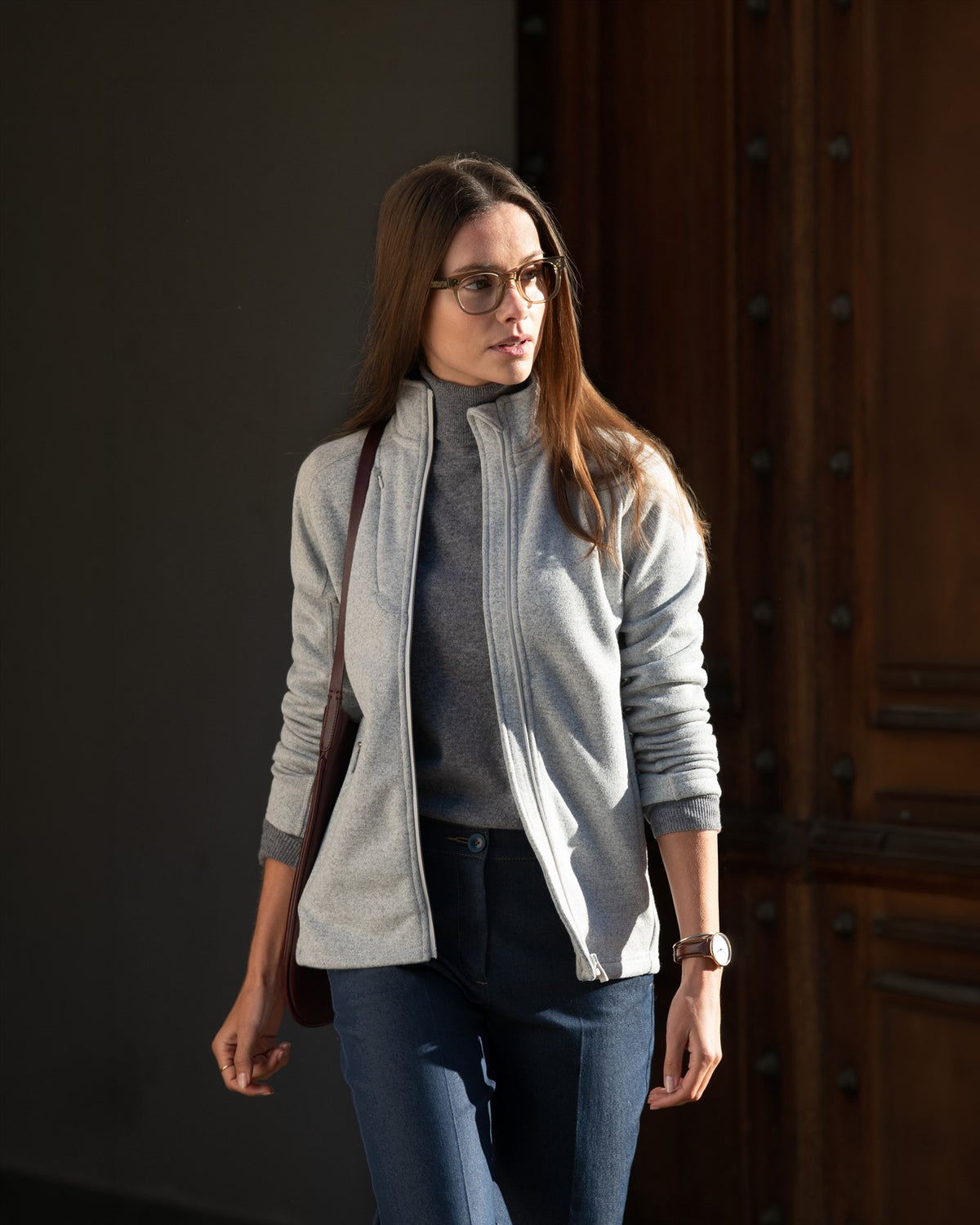 Montana Women Light Grey Melange SS25 Modelimage (1)