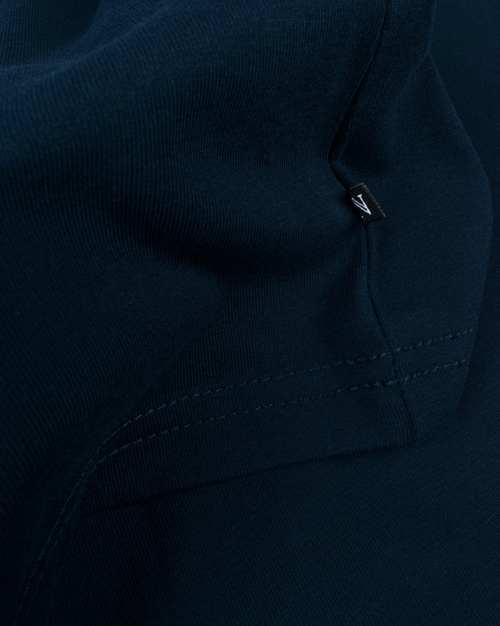 Montauk Men Navy Back