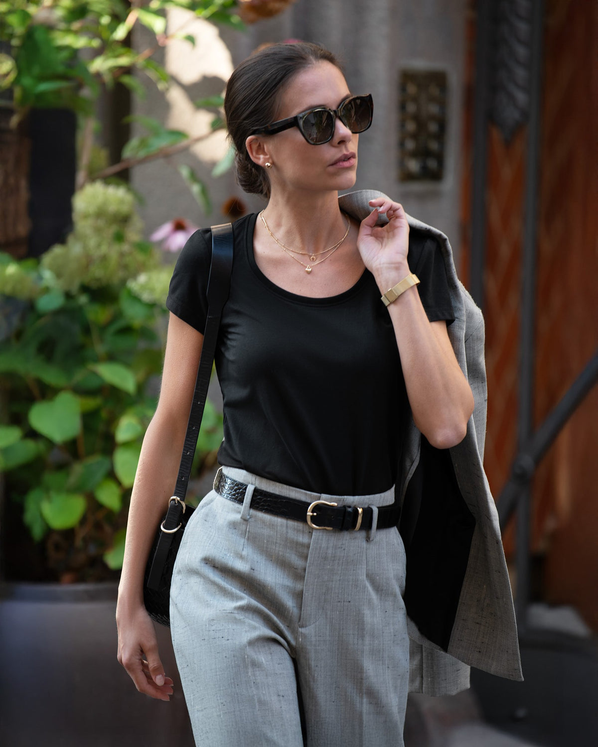 Montauk Women Black SS25 Modelimage