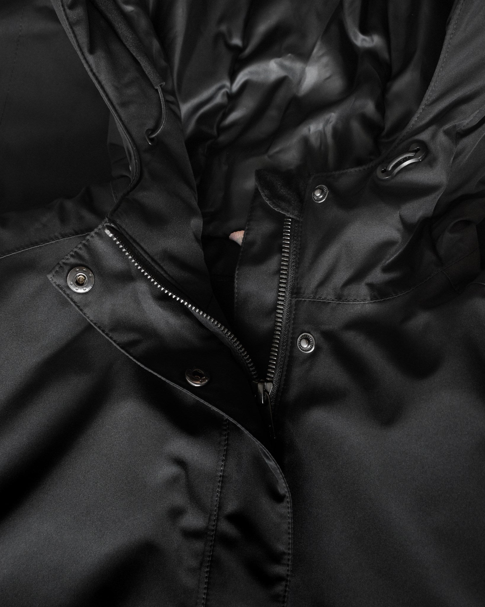 Northdale Women Black Closeup 3