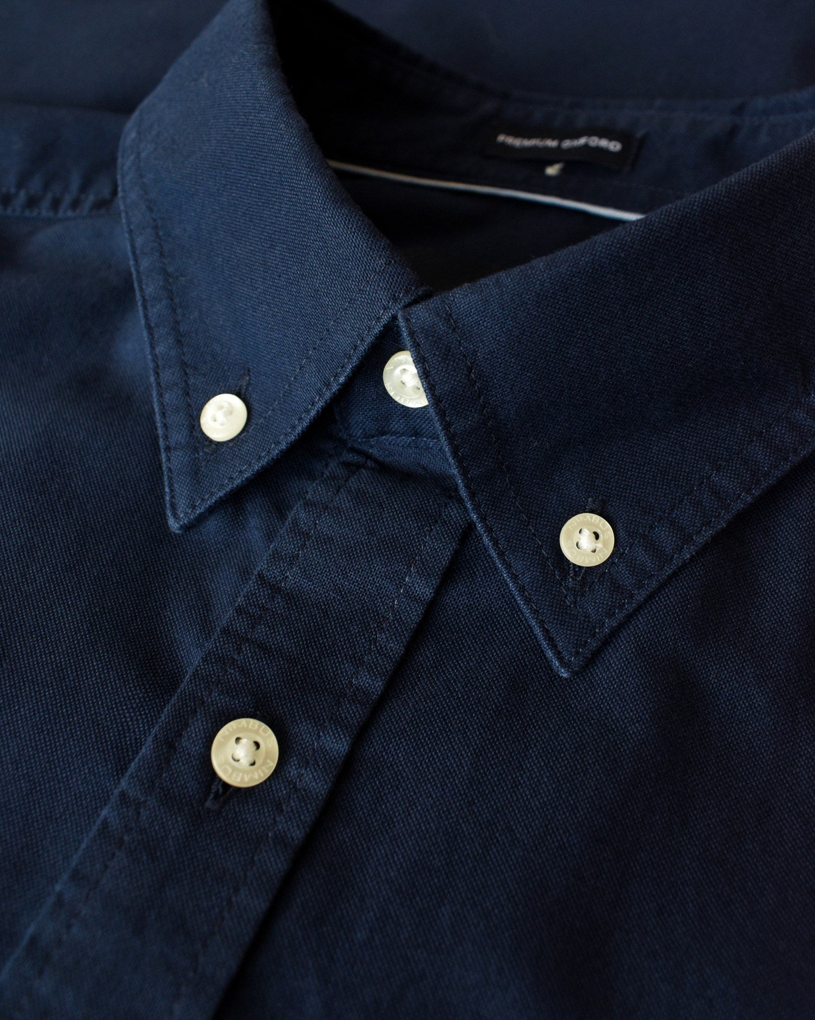 Rochester Men Ocean Blue Closeup 1