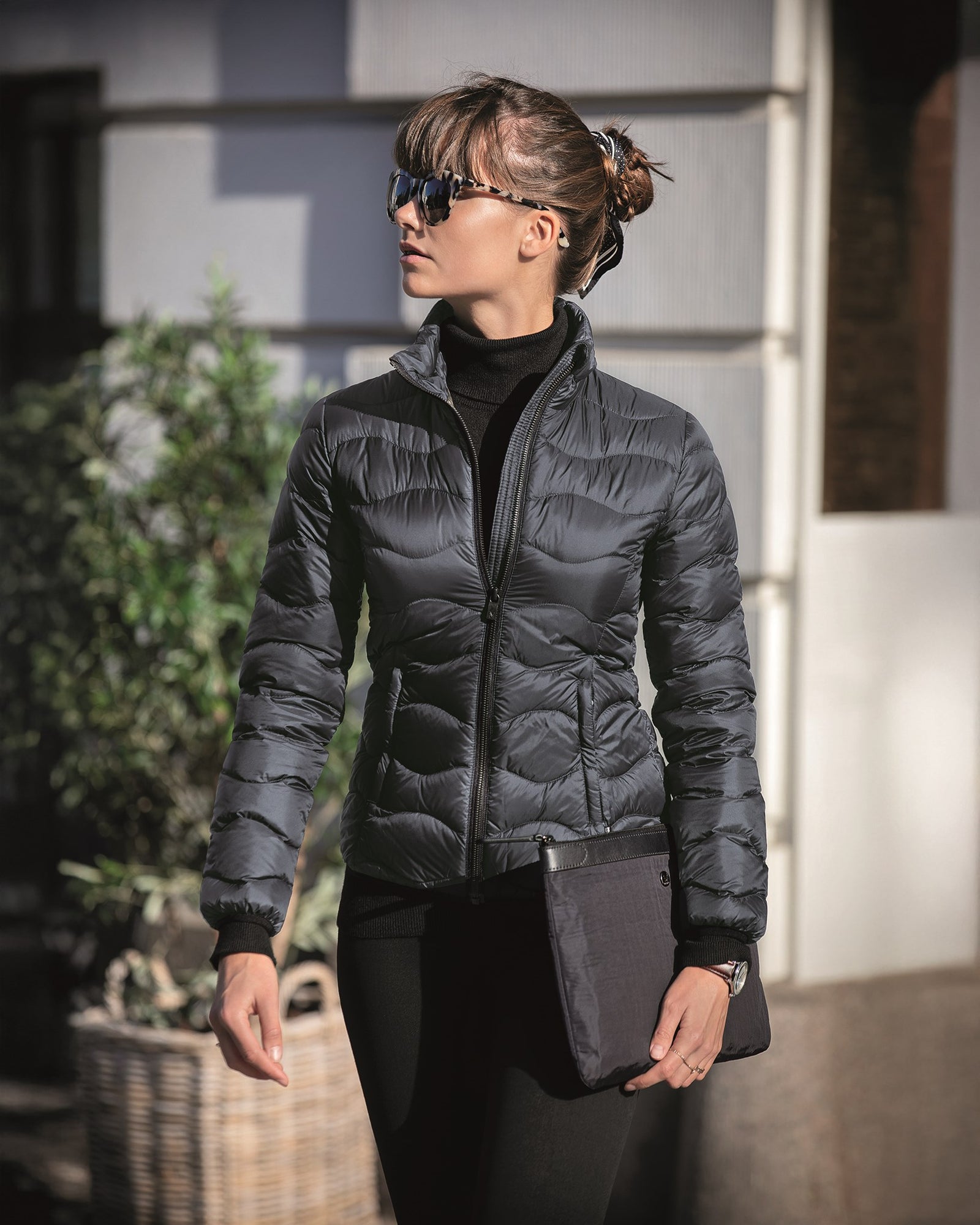 Sierra Women Midnight Blue Back