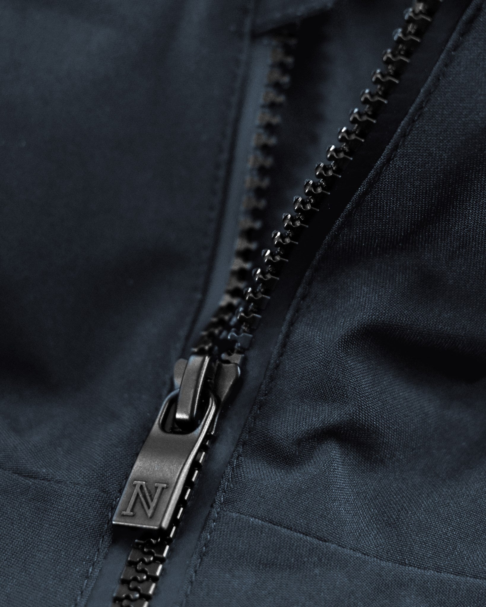 Yosemite Men Women Navy Closeup 5