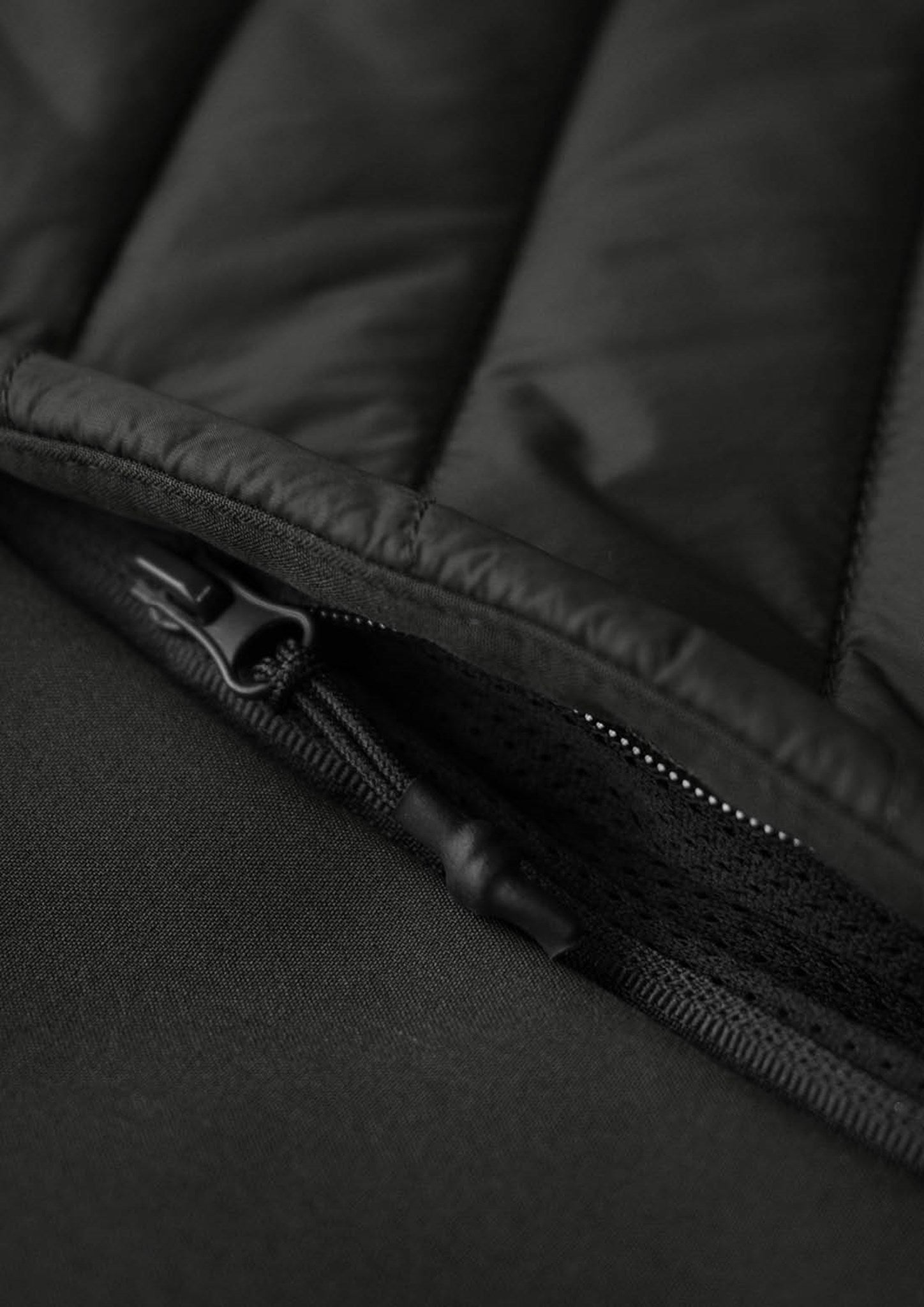 BENT L Black 51