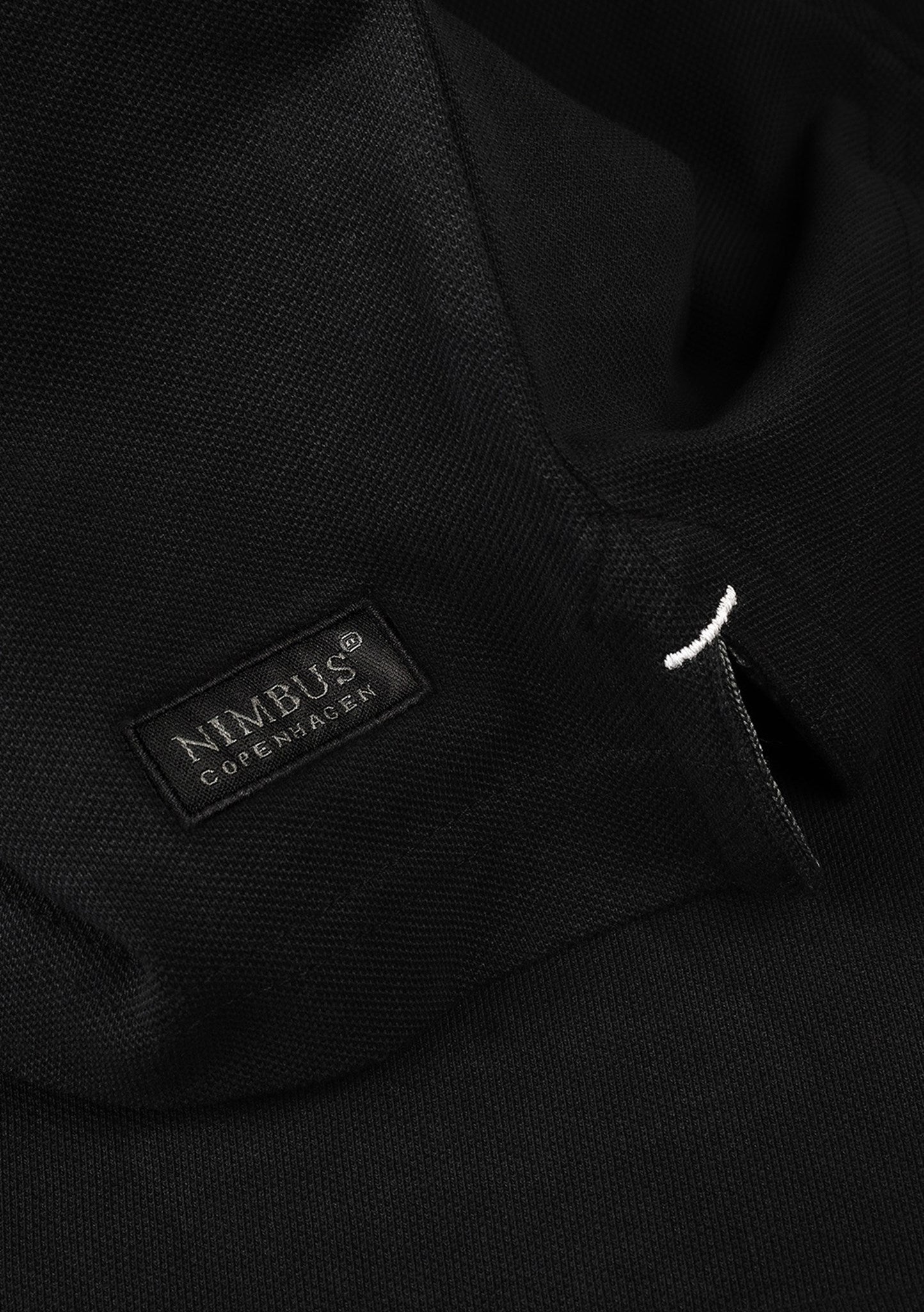 YALE L Black 52